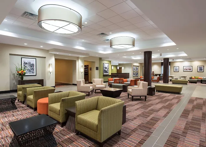Doubletree By Hilton Hotel Grand Rapids Airport
