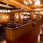 Doubletree By Hilton Hotel Grand Rapids Airport 